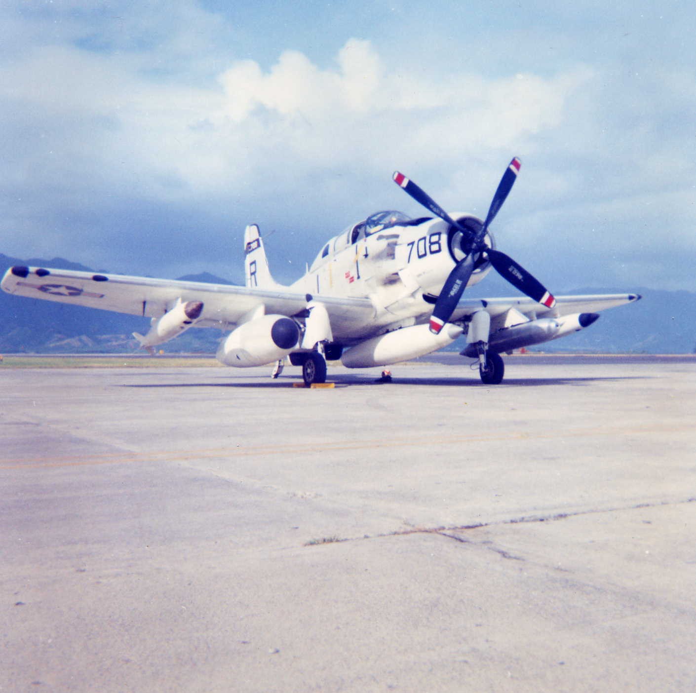 Robinson_708_Kaneohe_Bay_Feb64